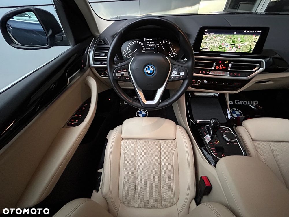 BMW X3 xDrive30e - 24