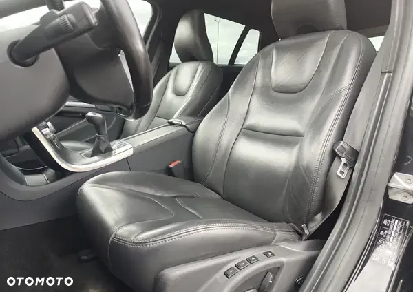 Volvo V60 D4 Drive-E Summum - 14