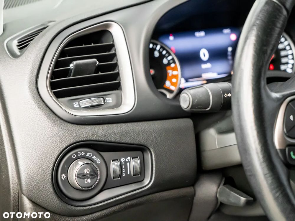 Jeep Renegade 1.3 GSE T4 Turbo Limited FWD S&S - 27