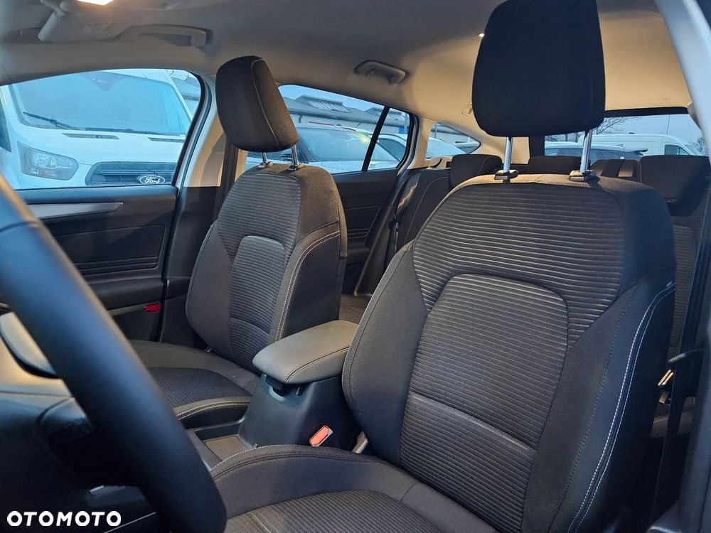 Ford Focus SW 1.5 EcoBlue Titanium X - 9