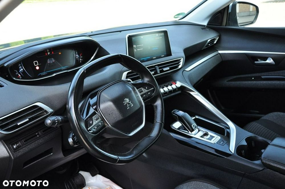 Peugeot 3008 - 23