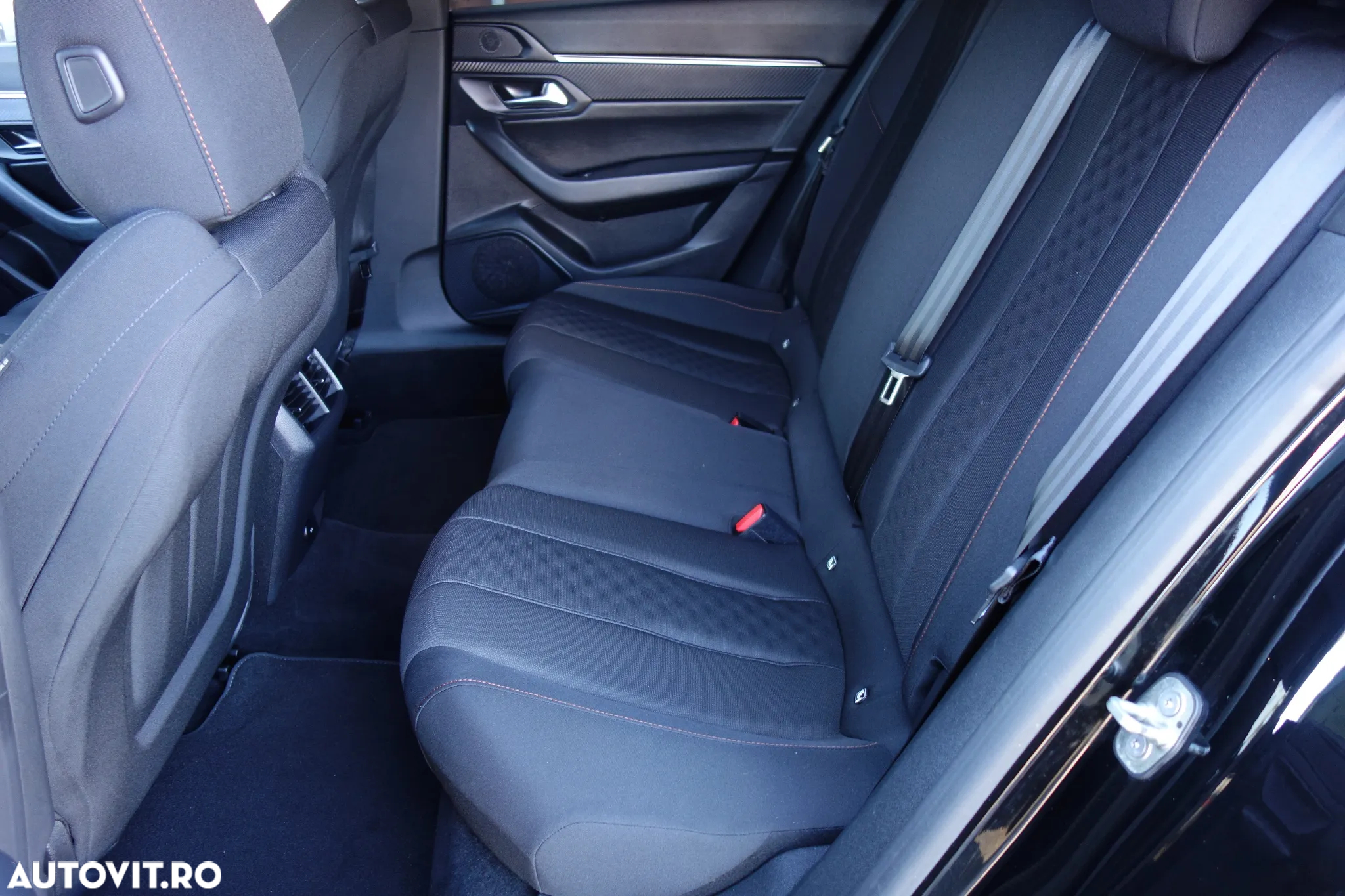 Peugeot 508 1.5 BlueHDI S&S EAT8 Allure Pack - 8