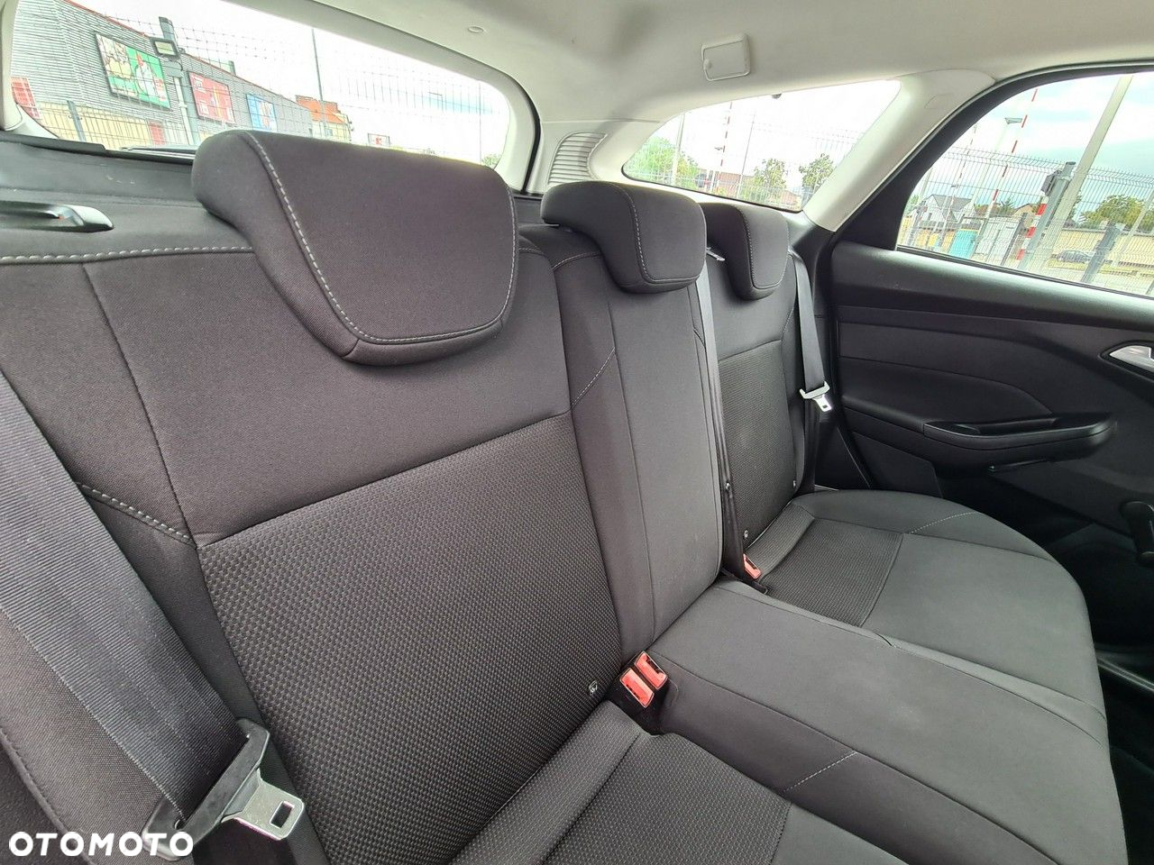 Ford Focus Turnier 1.5 EcoBlue Start-Stopp-System ACTIVE - 26