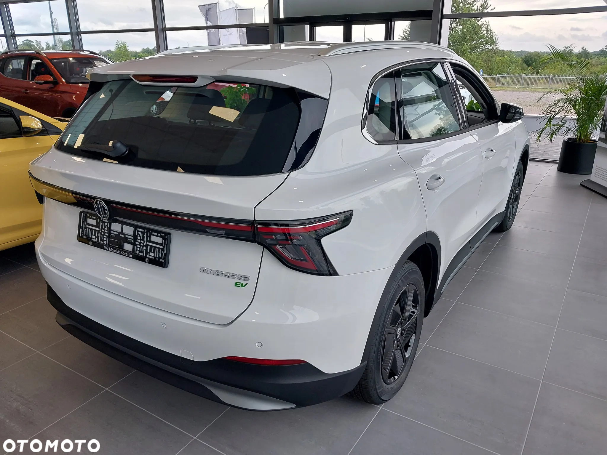 MG S5 EV - 8