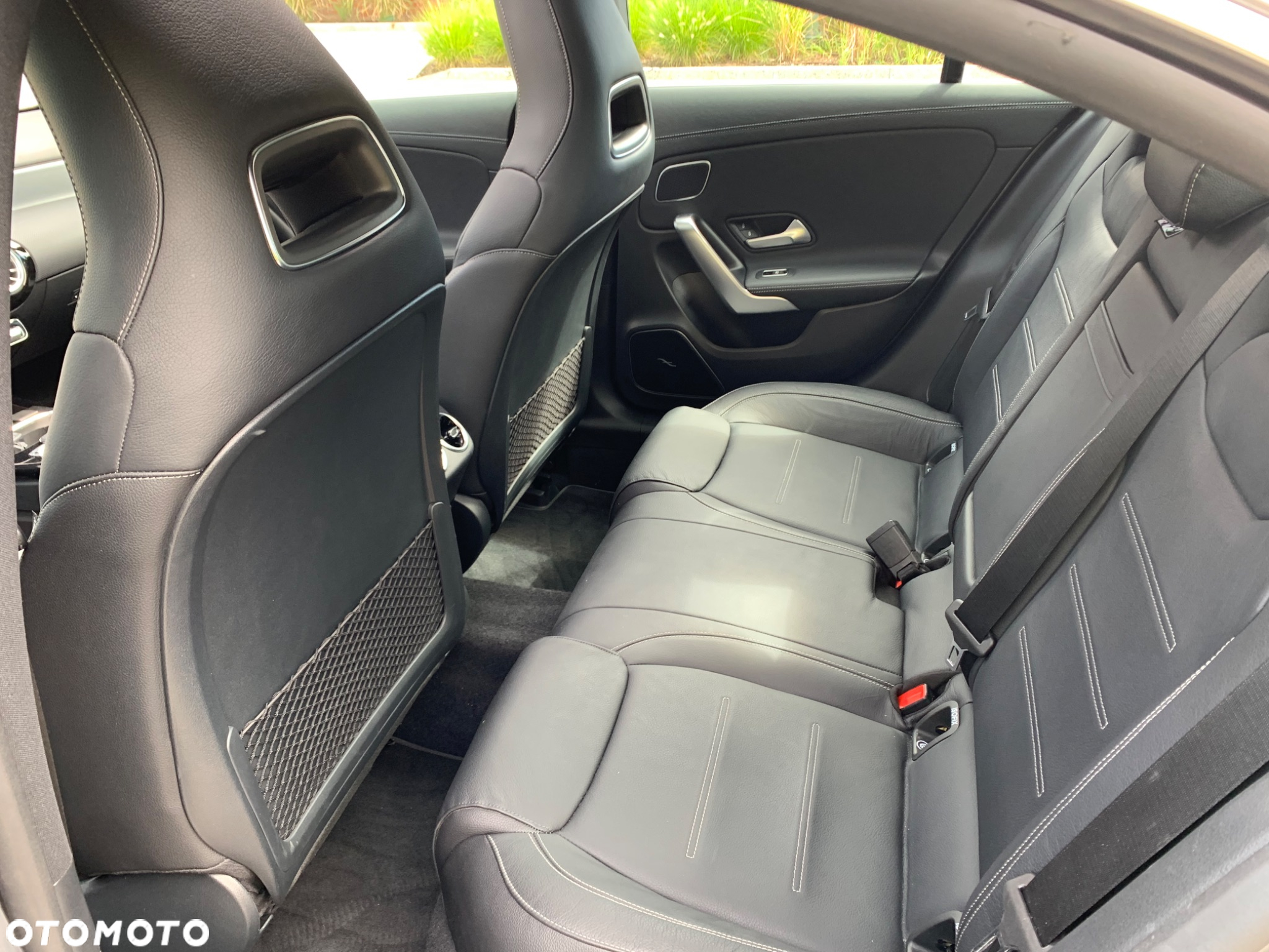 Mercedes-Benz CLA 250 4-Matic AMG Line 7G-DCT - 11