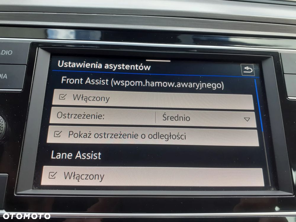 Volkswagen Passat - 17