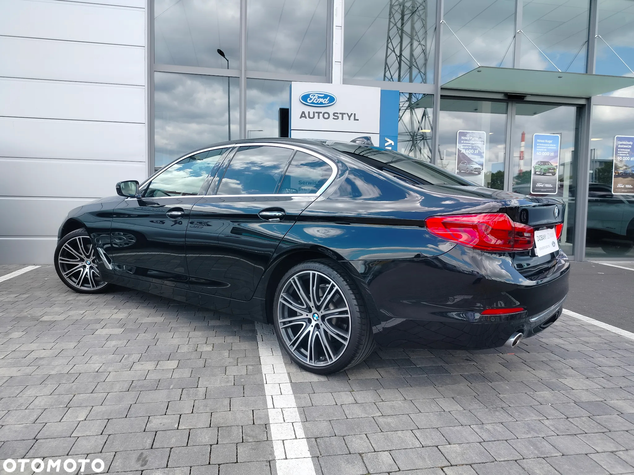 BMW Seria 5 520d Luxury Line - 2