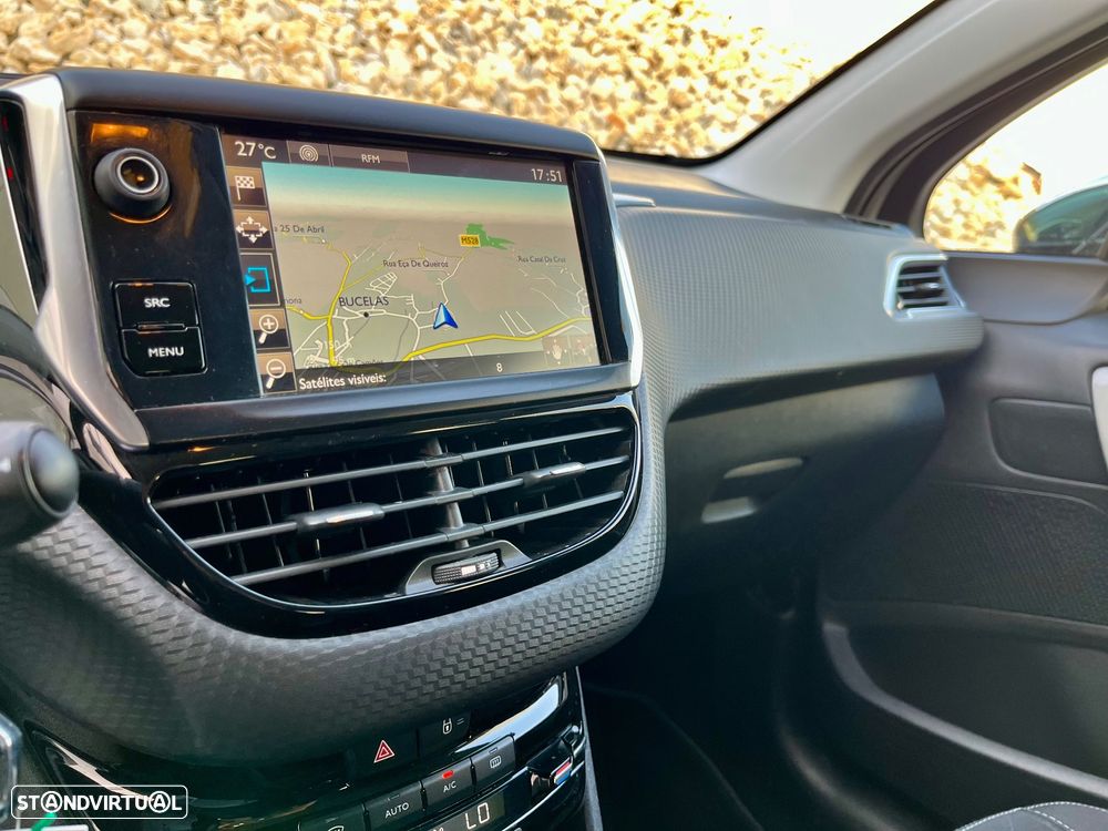 Peugeot 2008 PureTech 82 Style - 42