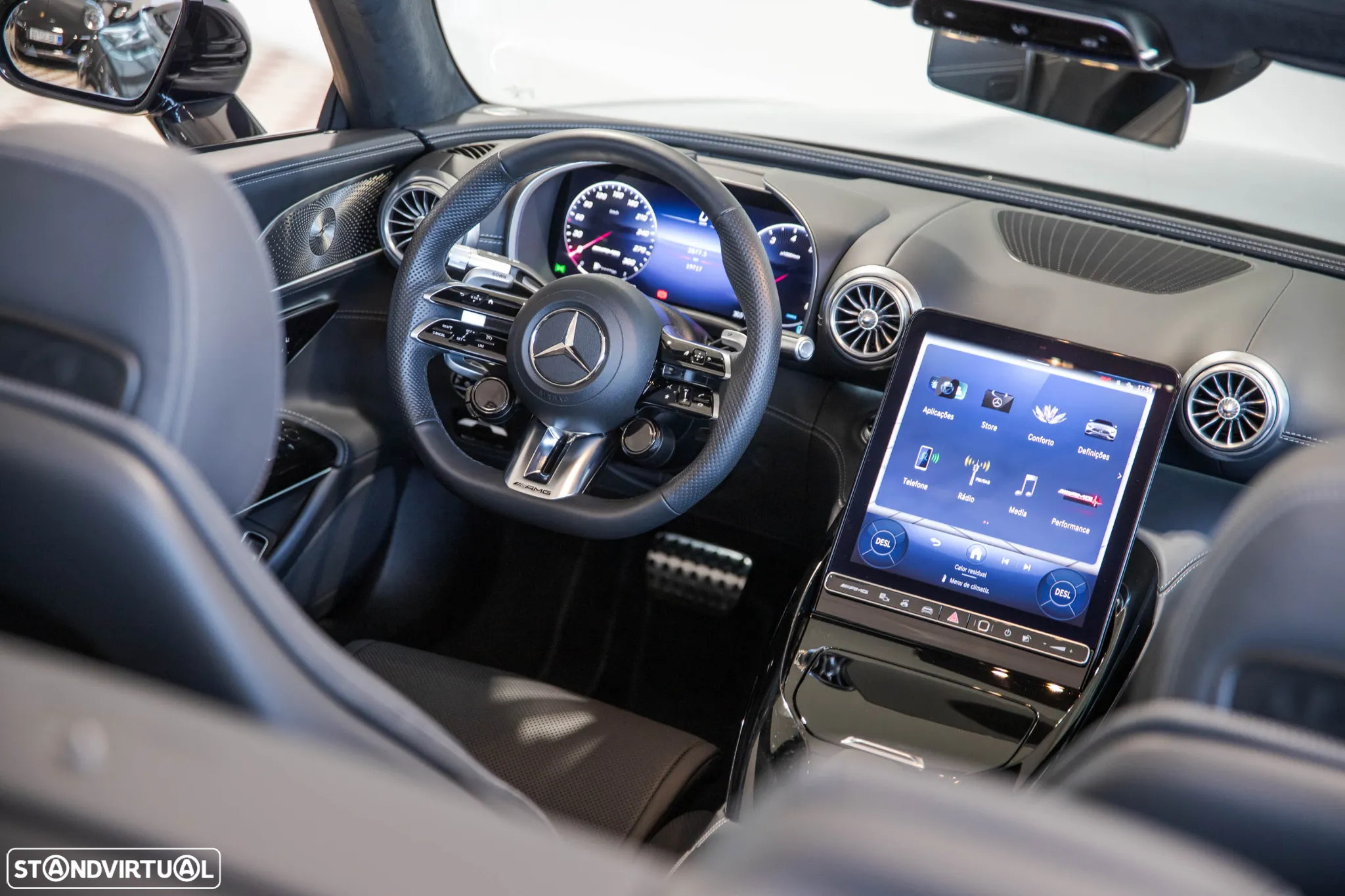 Mercedes-Benz SL 43 AMG Standard - 16