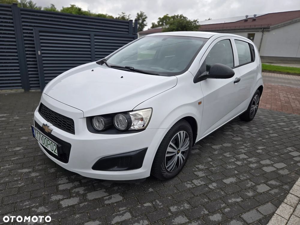 Chevrolet Aveo 1.2 LS - 35