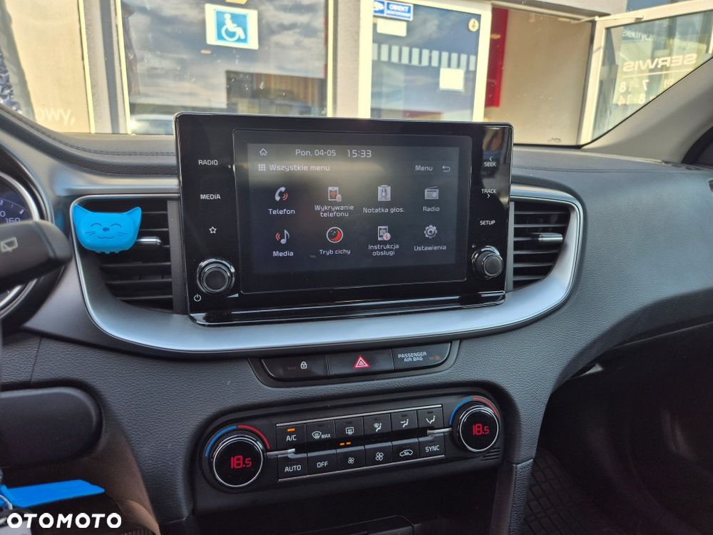 Kia Ceed 1.5 T-GDI M - 17