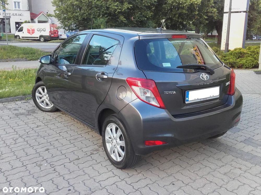 Toyota Yaris - 5