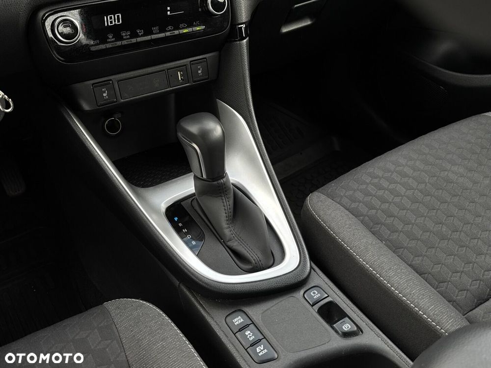 Toyota Yaris Hybrid 1.5 Comfort - 25