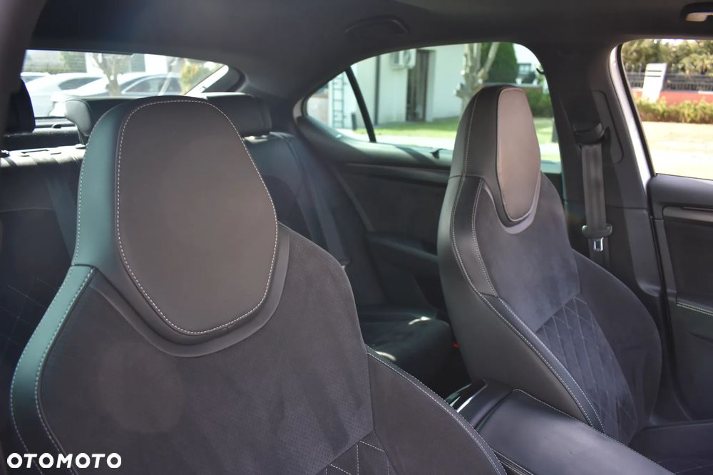 Skoda Superb 2.0 TDI SCR 4x4 Sportline DSG - 39