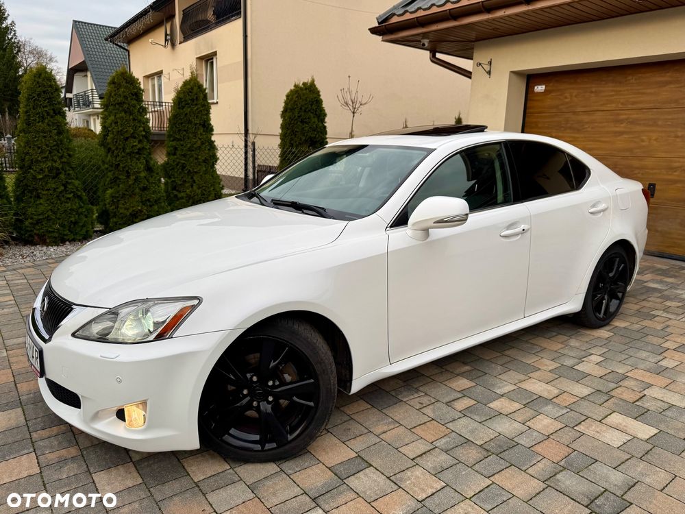 Lexus IS 250 Sport - 36