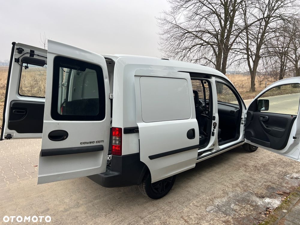 Opel Combo - 9