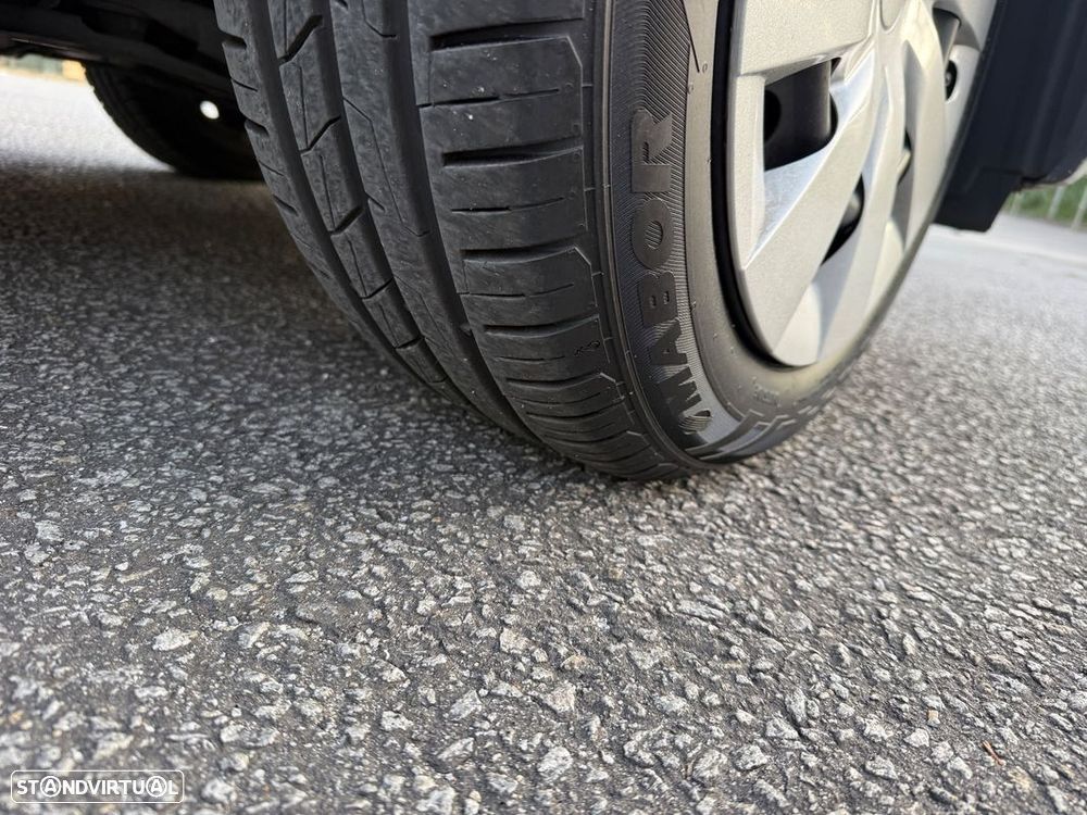 Toyota Yaris 1.4 D-4D Sport - 13