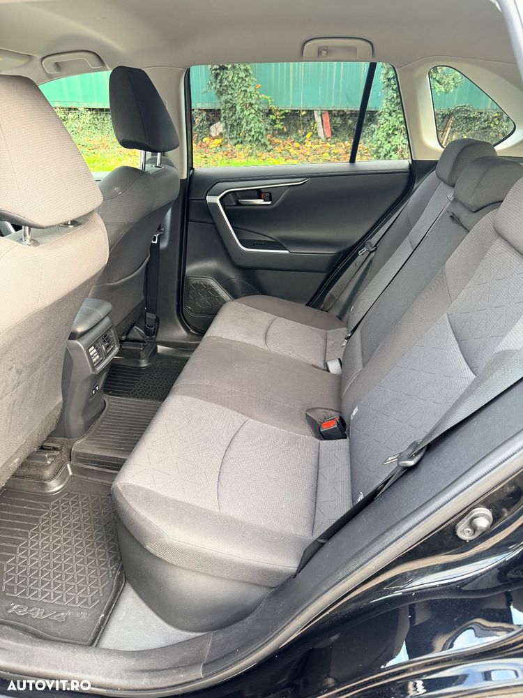 Toyota RAV4 - 21