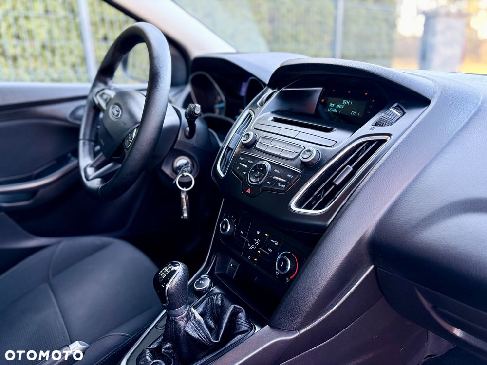 Ford Focus 1.0 EcoBoost 99g Trend - 8