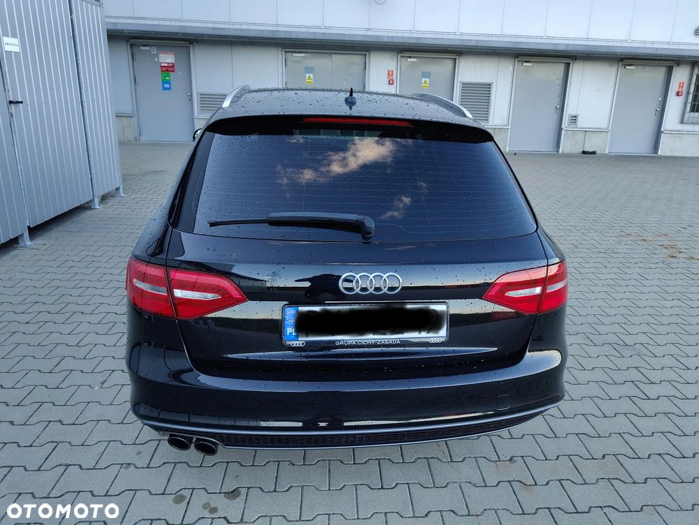 Audi A4 Avant 2.0 TDI DPF S line Sportpaket - 5
