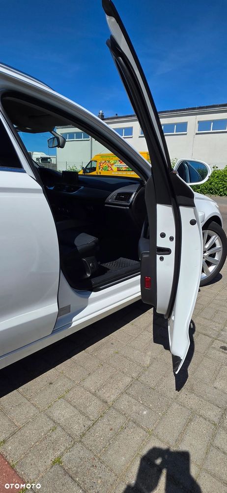 Audi A6 Avant 2.0 TDI Multitronic - 22