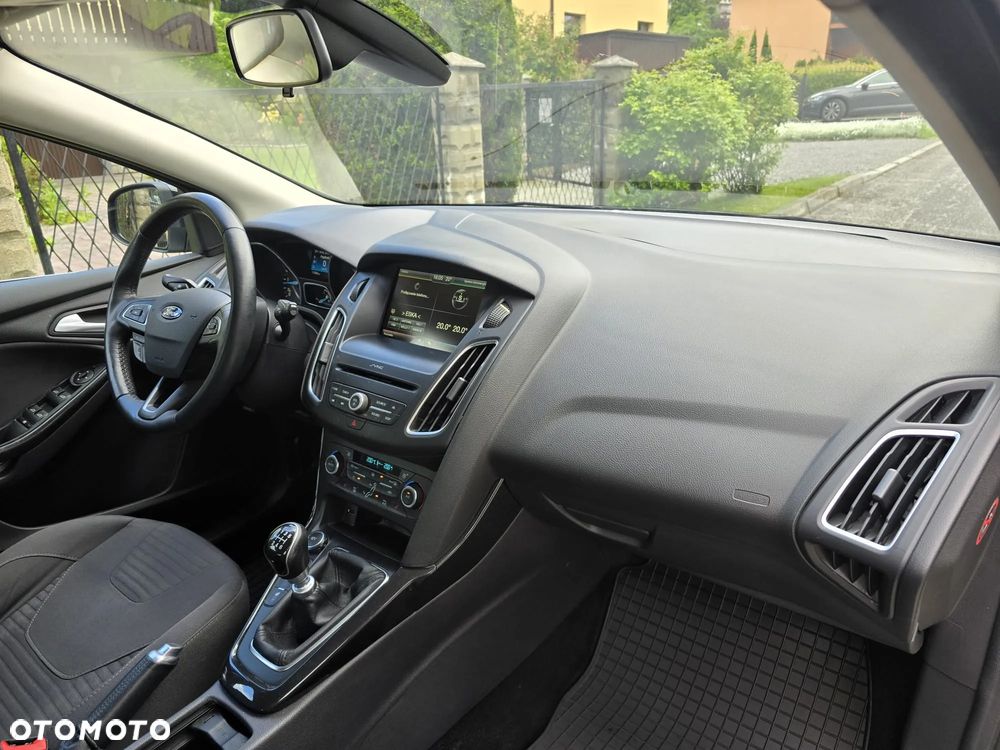 Ford Focus 1.5 TDCi DPF Start-Stopp-System Titanium - 30