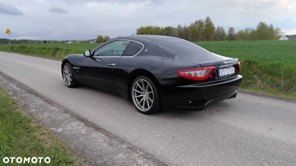 Maserati GranTurismo Automat - 21