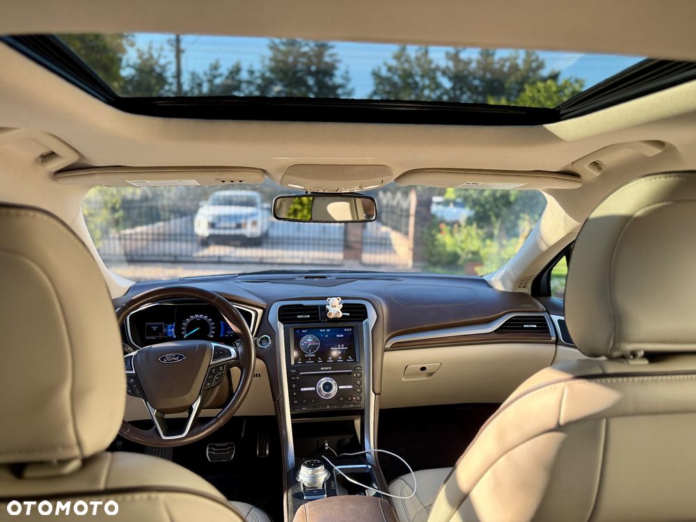 Ford Fusion - 6
