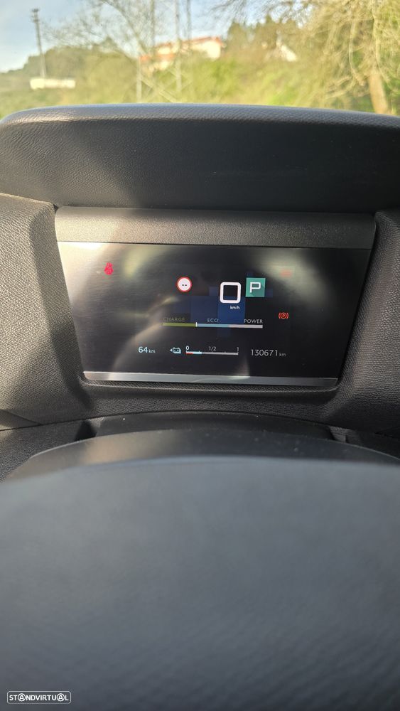 Citroën e-C4 Feel - 13