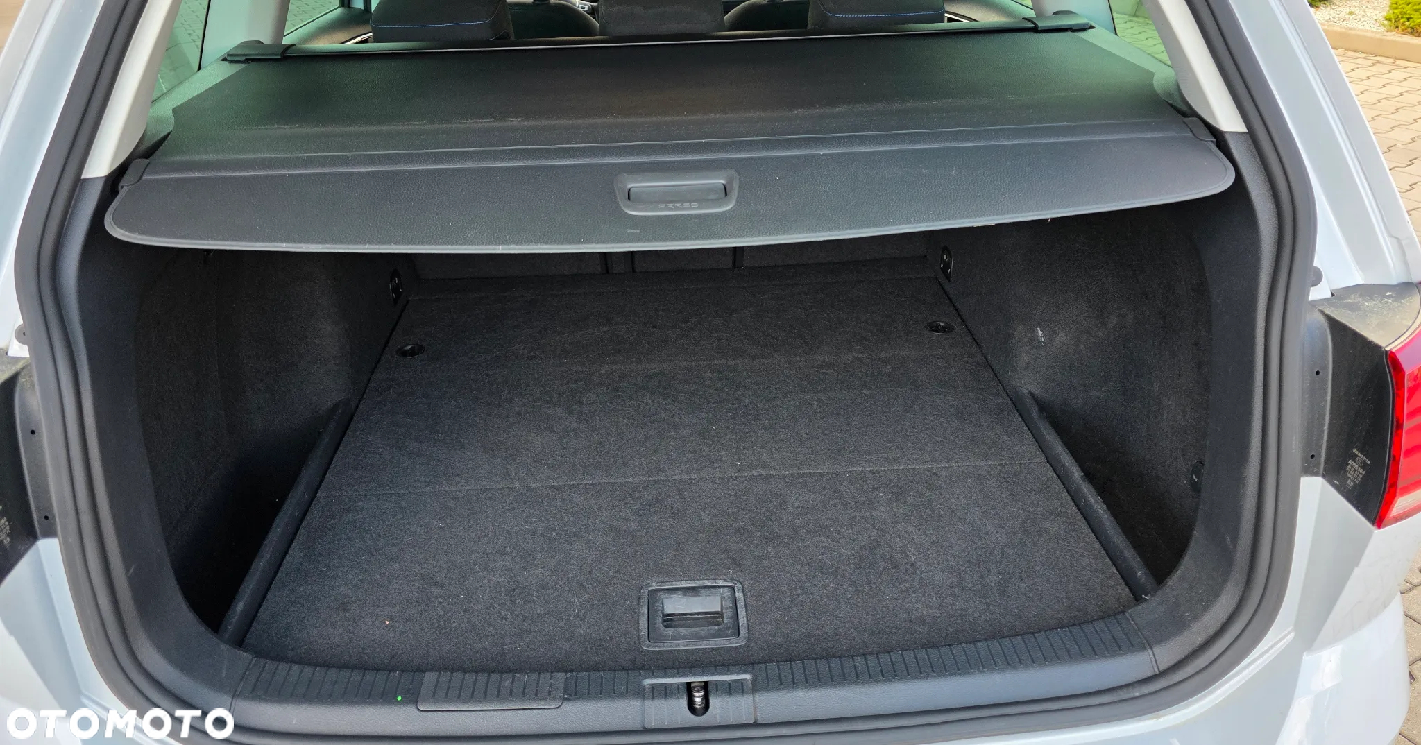 Volkswagen Golf 2.0 TDI SCR Comfortline - 22