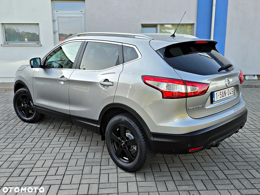 Nissan Qashqai 1.5 dCi 360 - 16