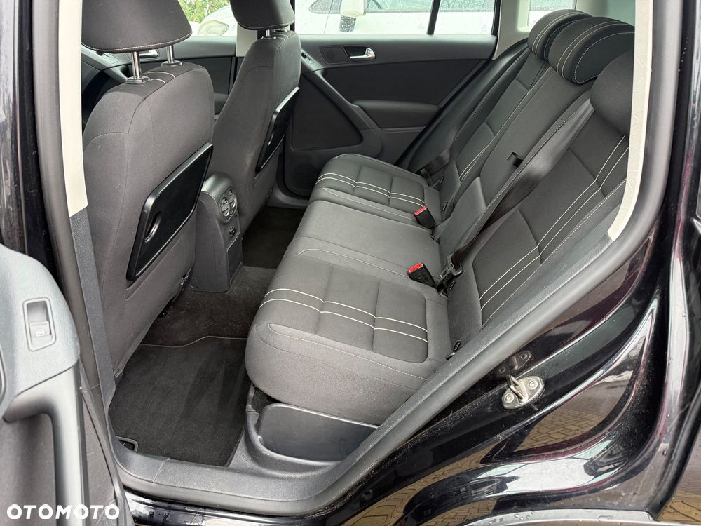 Volkswagen Tiguan 1.4 TSI Sport & Style - 9