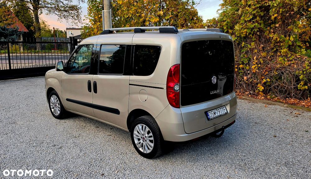 Fiat Doblo 2010 photo 3