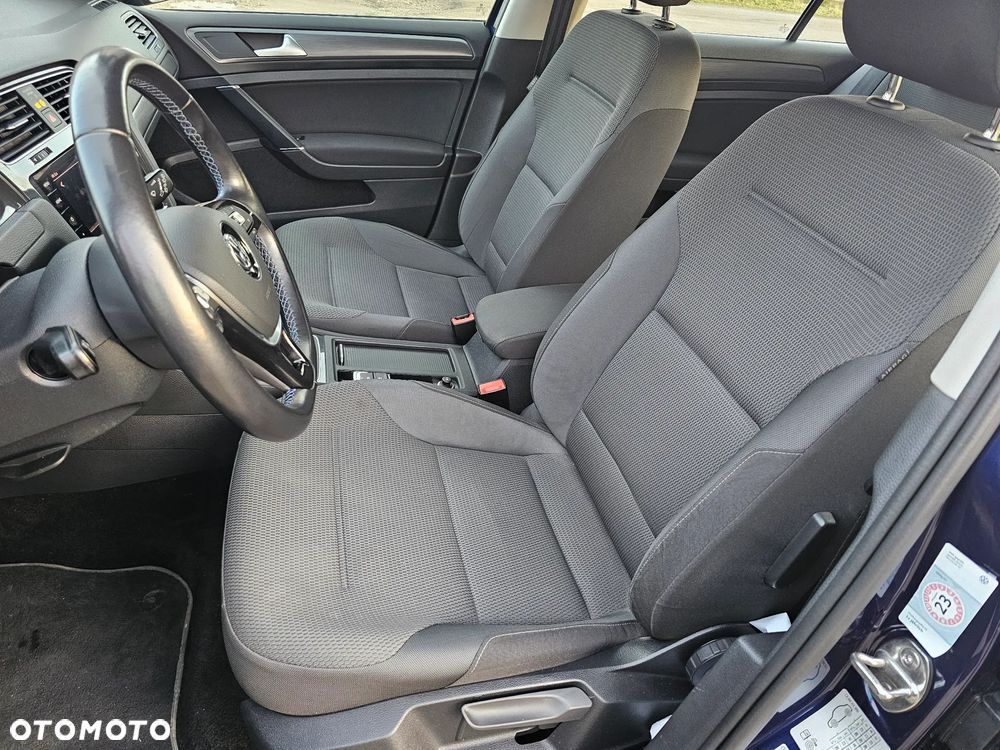 Volkswagen Golf e-Golf - 14