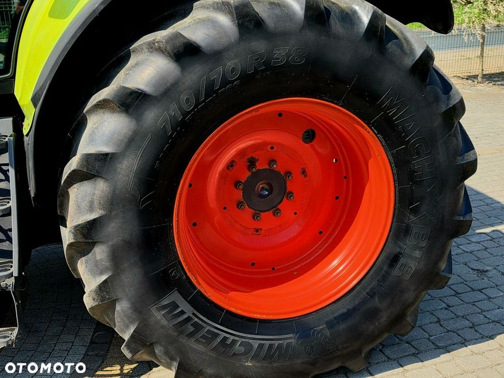 Claas AXION 810 CMATIC - 27