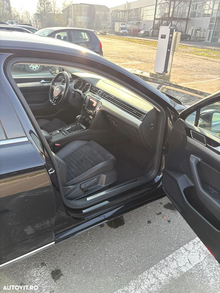 Volkswagen Passat - 13
