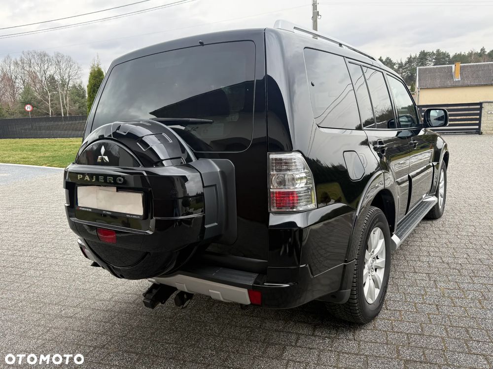 Mitsubishi Pajero 3.2 DID Instyle - 29