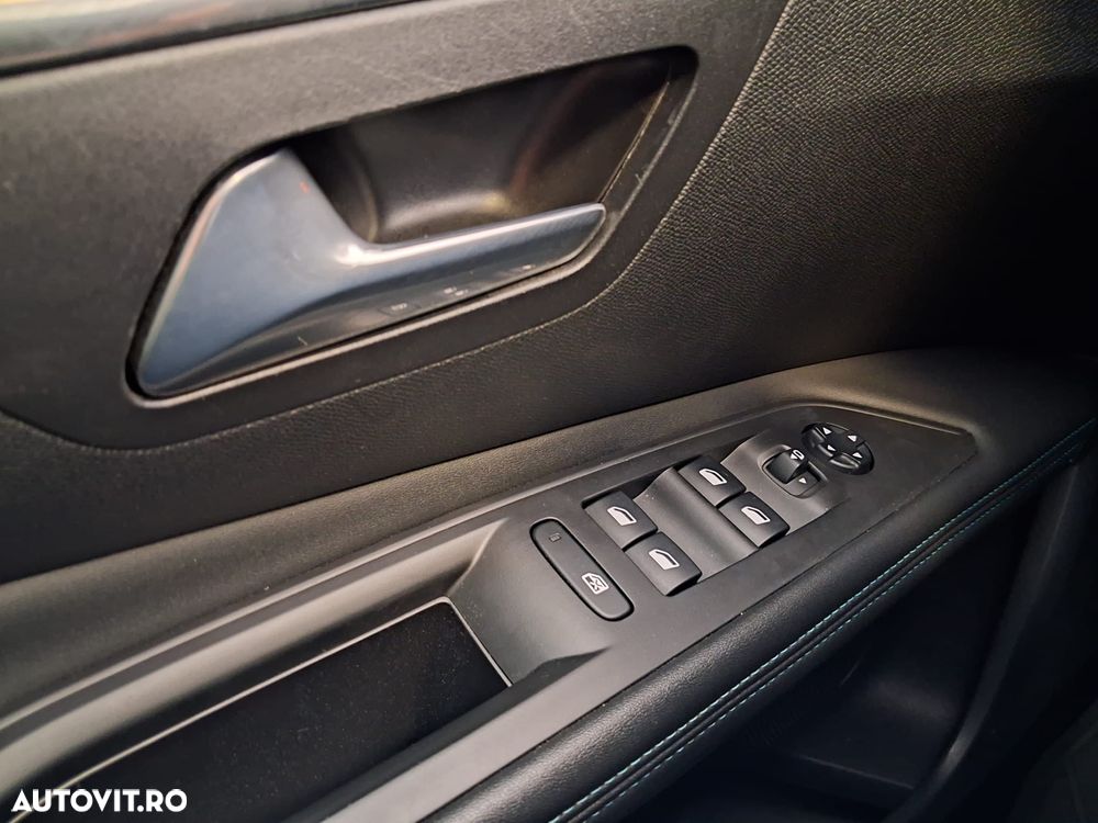 Peugeot 3008 1.5 BlueHDI 130 S&S EAT8 Allure - 10