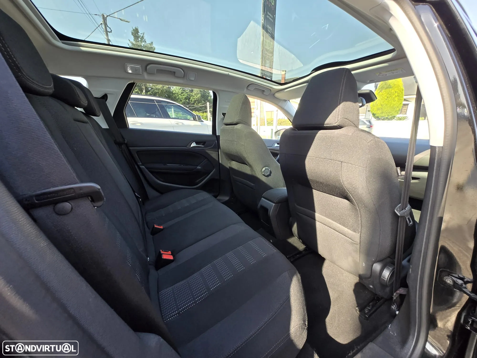 Peugeot 308 SW 1.6 BlueHDi Allure - 17