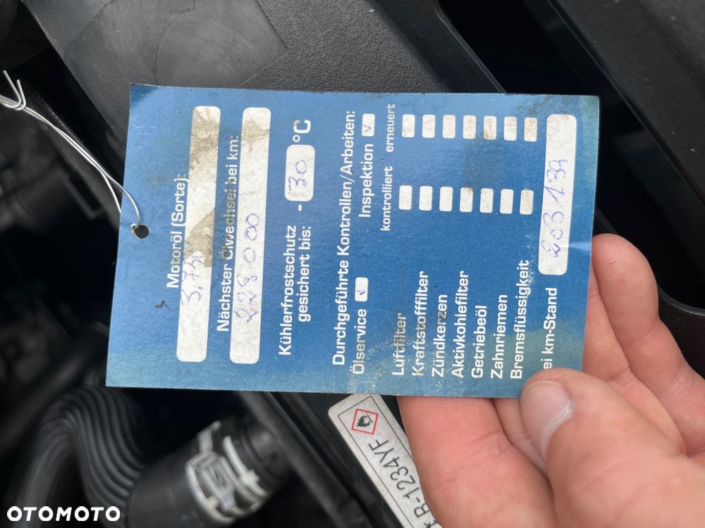 Citroën Berlingo Multispace BlueHDi 120 S&S SHINE - 23