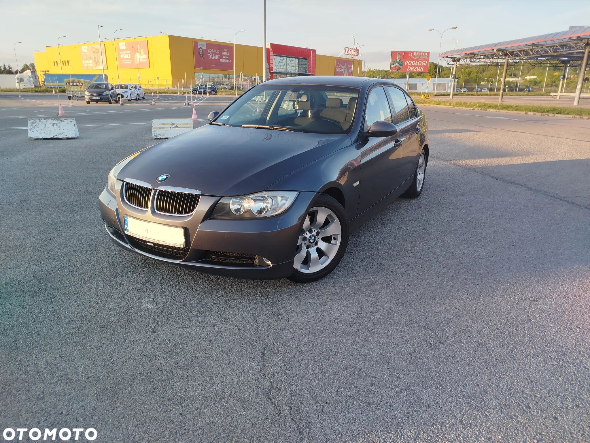 BMW Seria 3 320i - 1