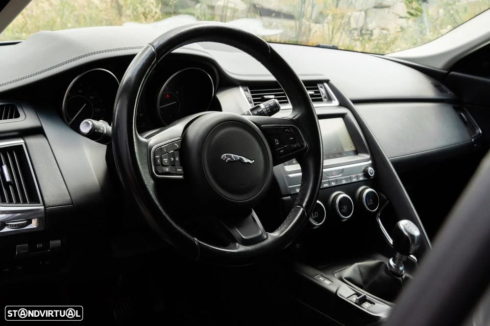 Jaguar E-Pace 2.0 i4D SE - 8