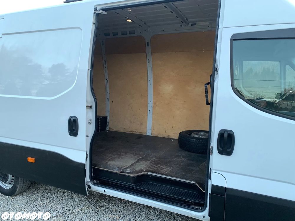 Iveco Daily 35S18 Salon Polska Pierwszy właściciel FV 23% L4H2 - 14