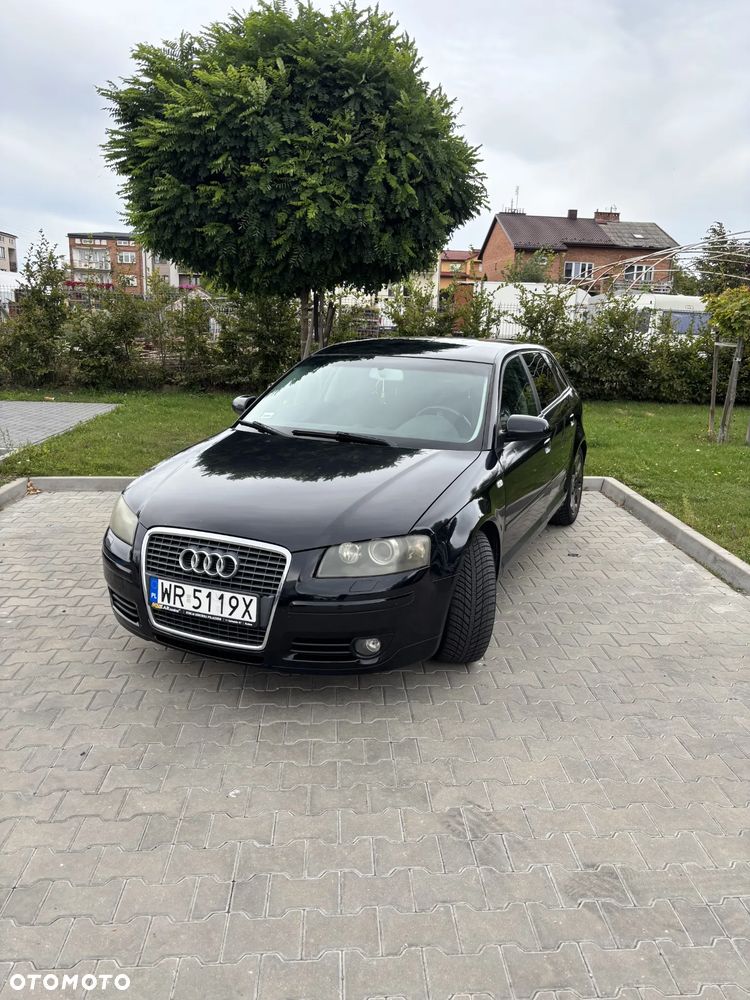 Audi A3 Sportback 1.6 FSI Ambiente - 1