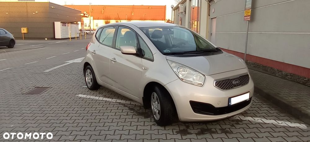 Kia Venga - 2