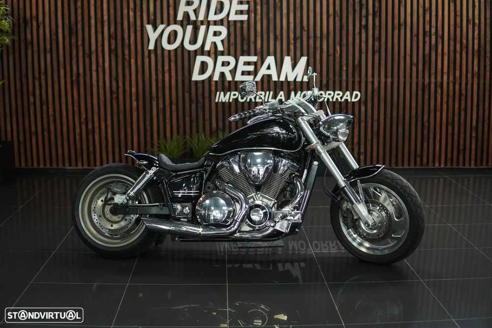 Honda VTX 1800 C - 1