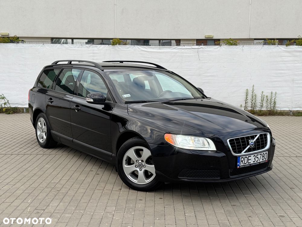 Volvo V70 2.0 Kinetic - 1