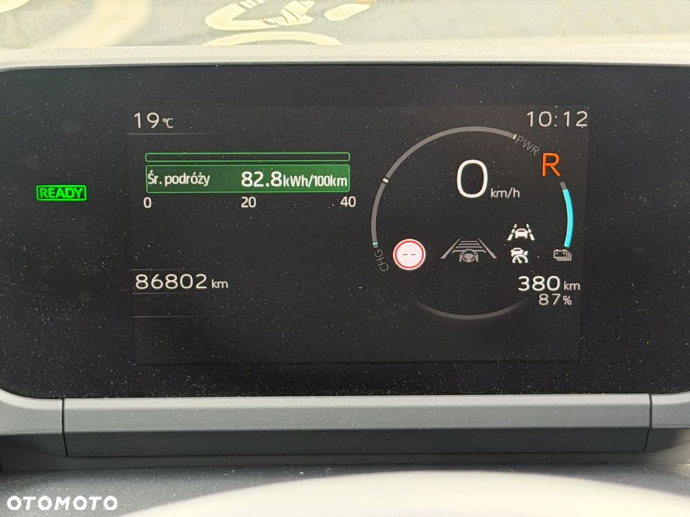 Toyota bZ4X Comfort - 16