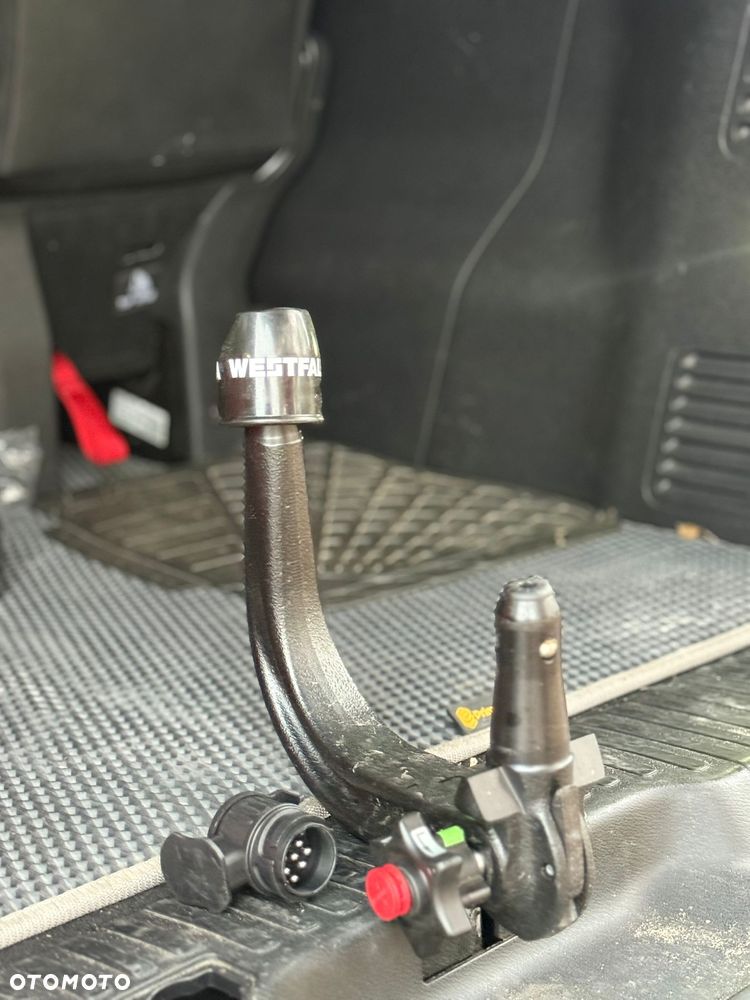 Peugeot Traveller - 27