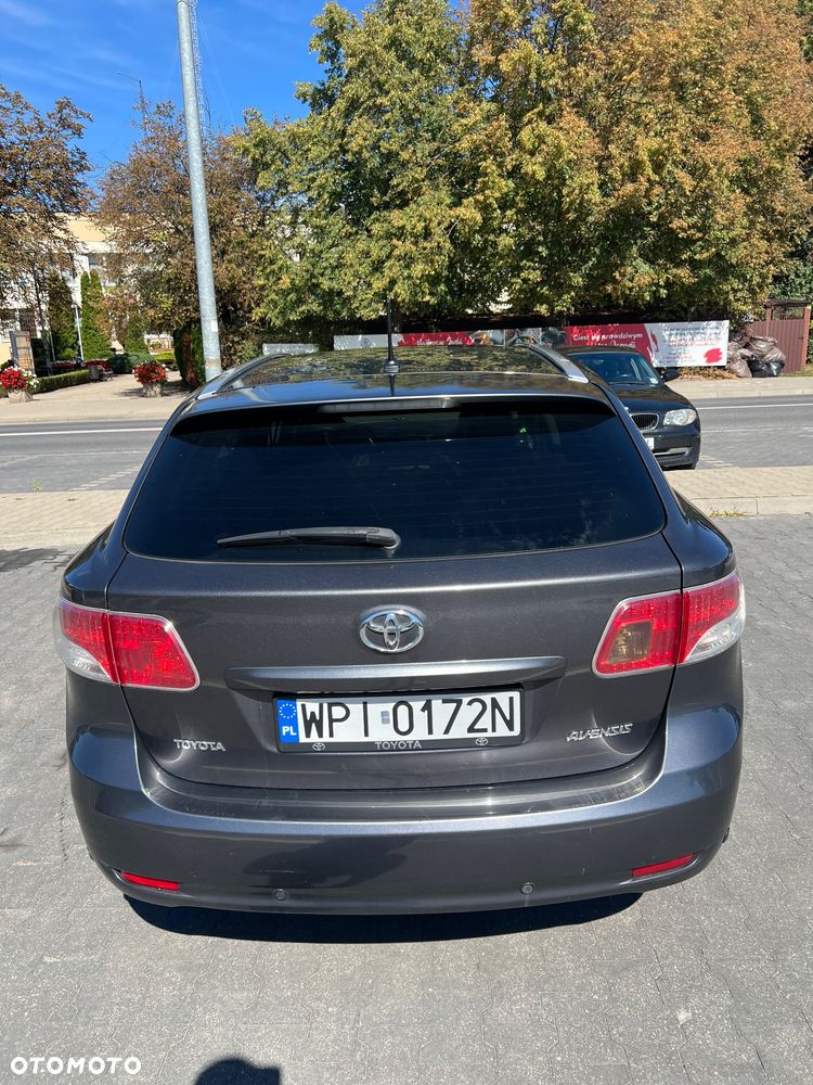 Toyota Avensis 2.2 D-4D Prestige NAVI - 8